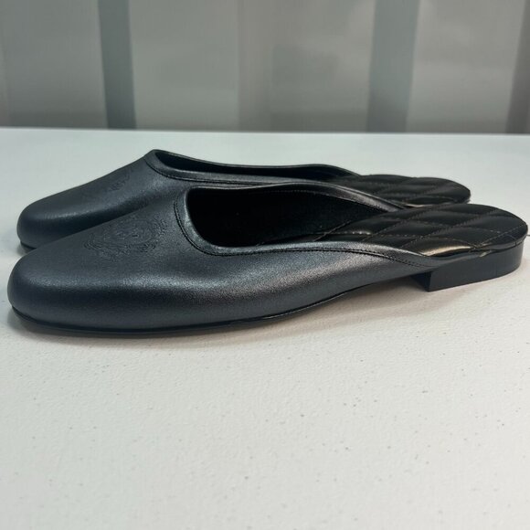 Victoria's Secret Slip On Flat Navy Blue Loafers Size Medium NIB House Shoes - Picture 6 of 10